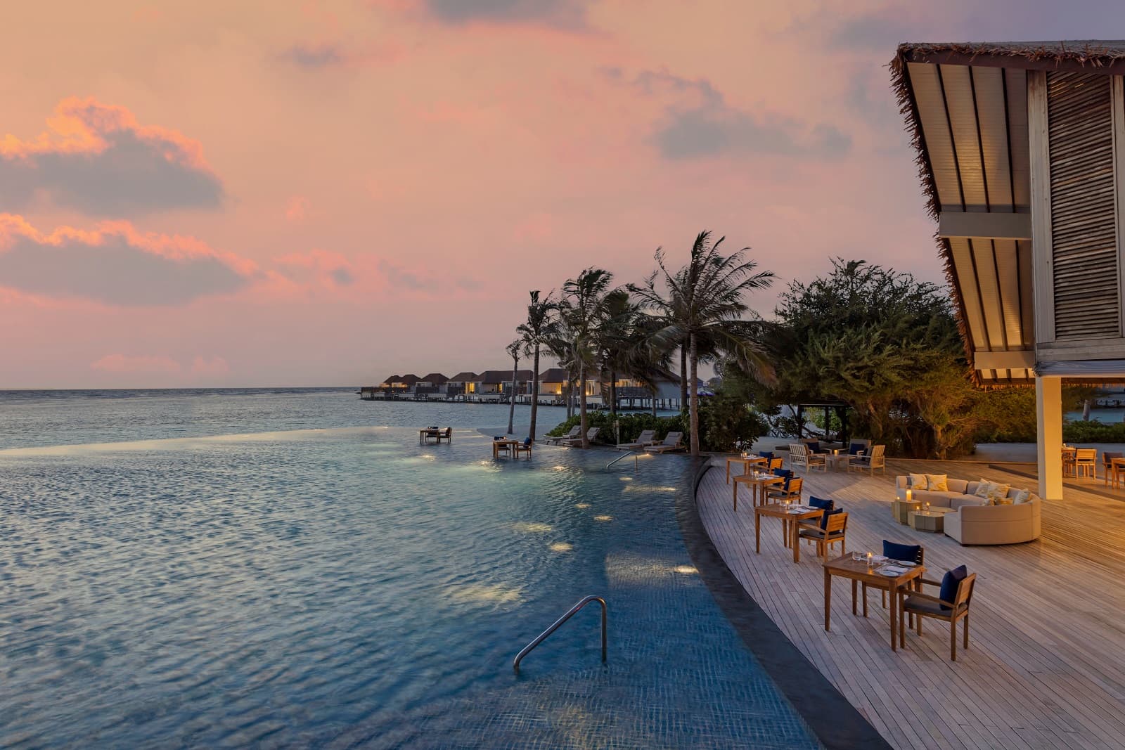 radisson-blu-resort-maldives-5