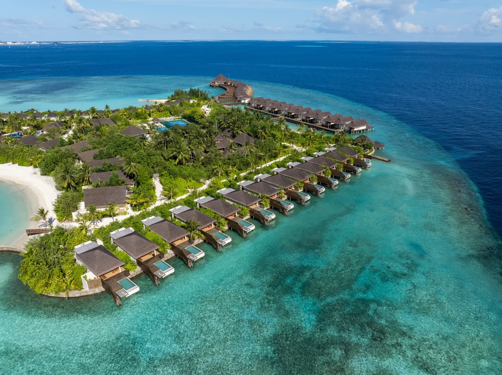 dusitD2-Feydhoo-Maldives-Cover-4